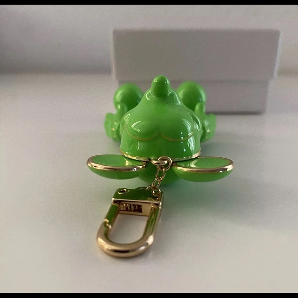 Green Key Holder - Picture 7 of 9